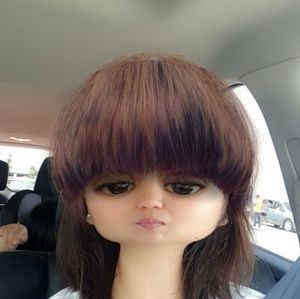 Meet your Posher, Leni